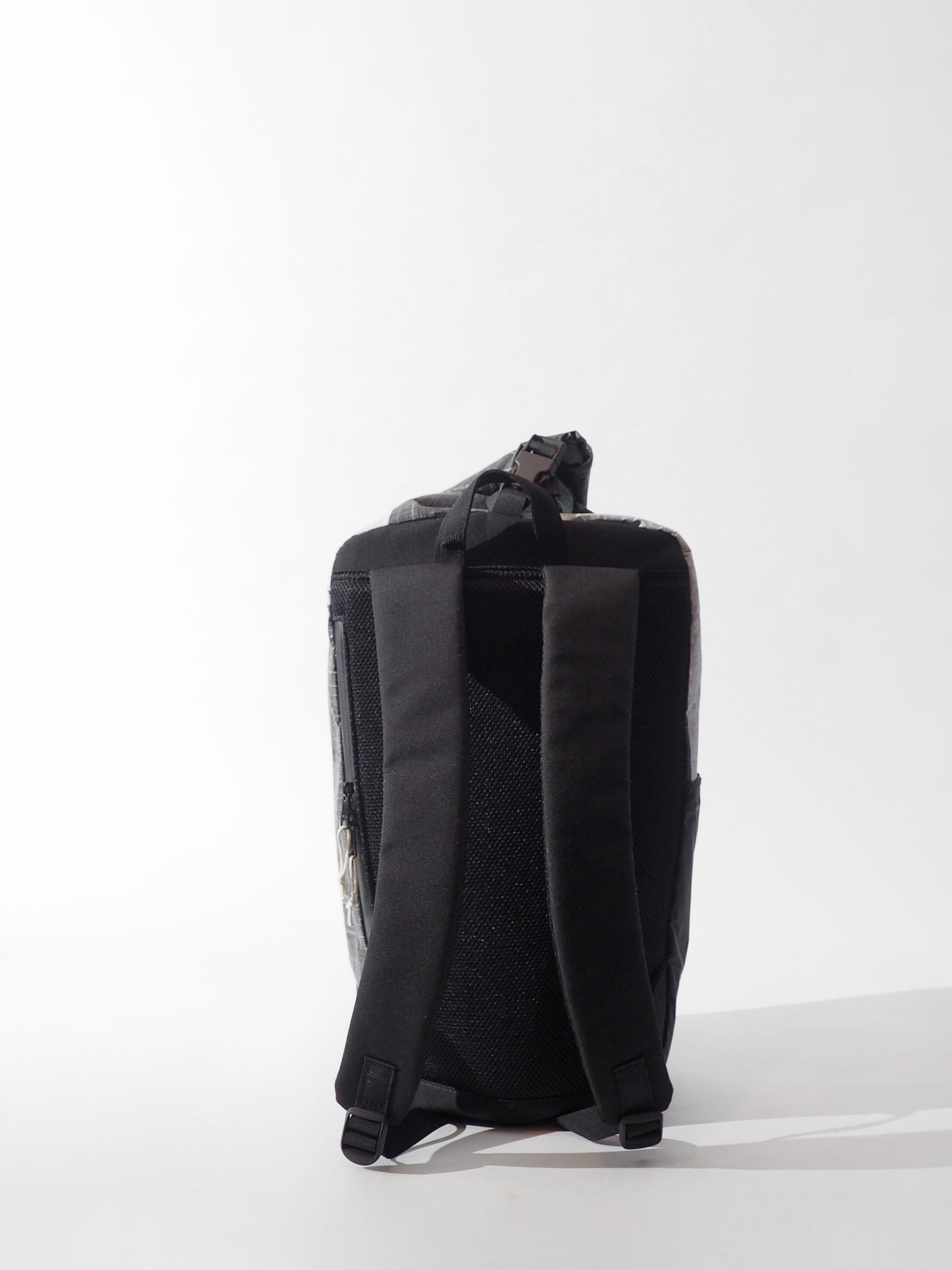 GREEN GLOBE 2023 DJANGO special - ARTICHOKE BAGS
